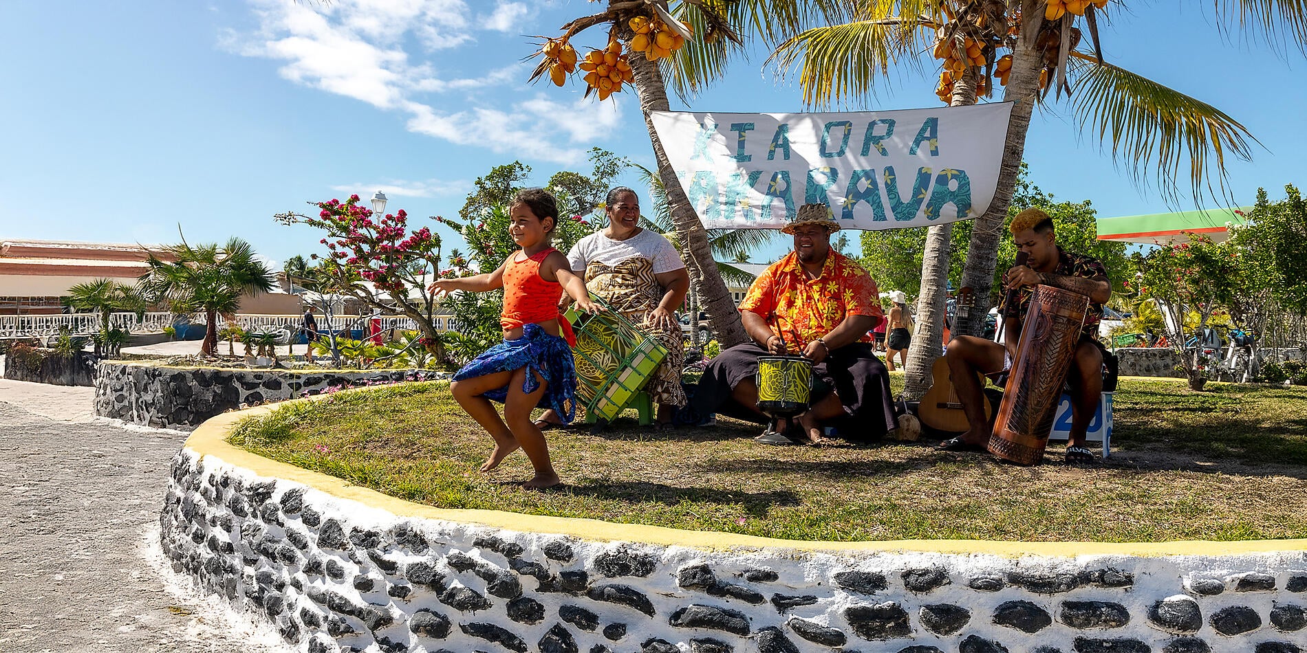 Society Islands & The Tuamotus